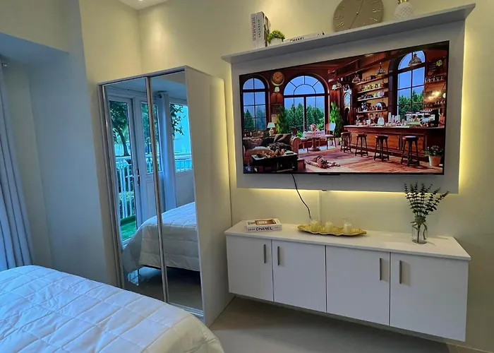 Luxury By Pn Leonardo 아파트